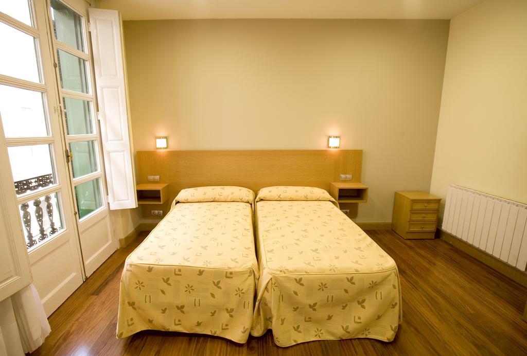Roquefer Bilbao Central Rooms Buitenkant foto