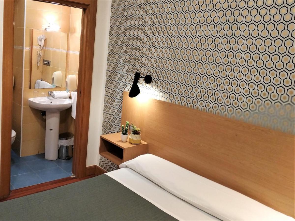 Roquefer Bilbao Central Rooms Buitenkant foto